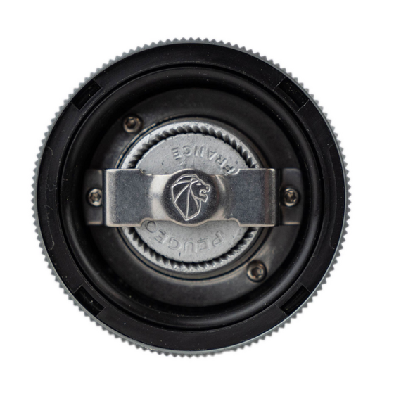 Набор из 2-х электрических мельниц для соли и перца, 15 см, карбон + алюминий, 6 степеней помола, черные матовые, LINE Zirlion, PEUGEOT, Франция, изображение 3