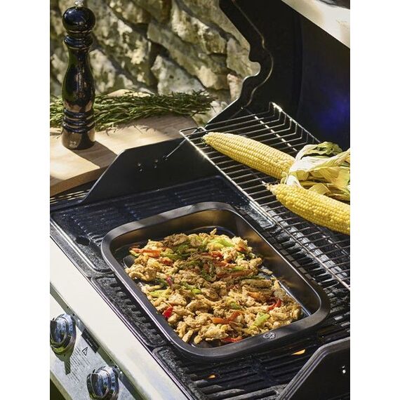 Блюдо в форме полумесяца 43х30 см, h 5,5 см, GRILL TO TABLE, Peugeot, изображение 6