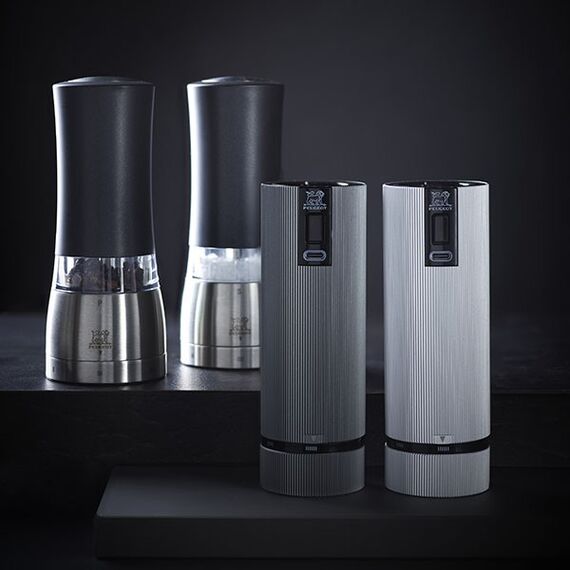 Мельница для соли электрическая с USB зарядкой 15 см, алюминий, цвет графит, LINE PEUGEOT, Франция, изображение 6