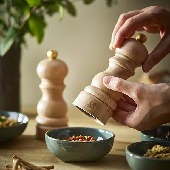 Мельница для соли 15 см, бук, светлое дерево, PARIS U'SELECT PEUGEOT, Франция, изображение 3