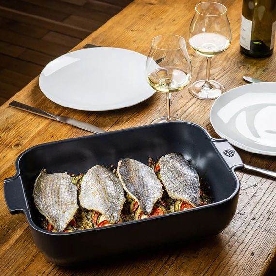 Форма для запекания прямоугольная 25х15,5см h=5,5см V=1,4л (внутр. размеры 20х15,5см), SATIN BLACK, Peugeot, изображение 5