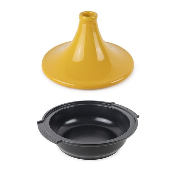 Тажин 33 см ( без ручек 30 см), h 23 см, основание - кованный алюминий с антипригарным покрытием, крышка - керамика, желтая, ATLAS  SAFFRON YELLOW, Peugeot, изображение 3